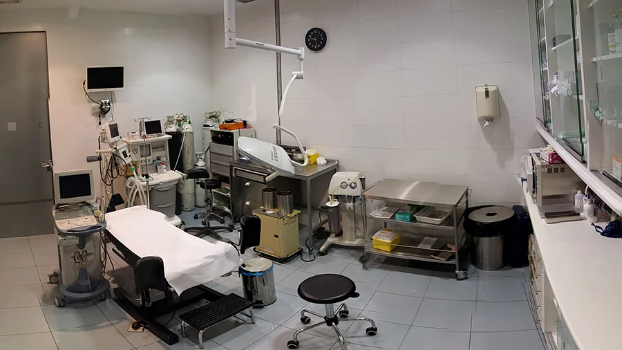 Surgical area equipment